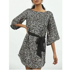 Size medium Anthropologie Starling Sequined Tunic Dress
